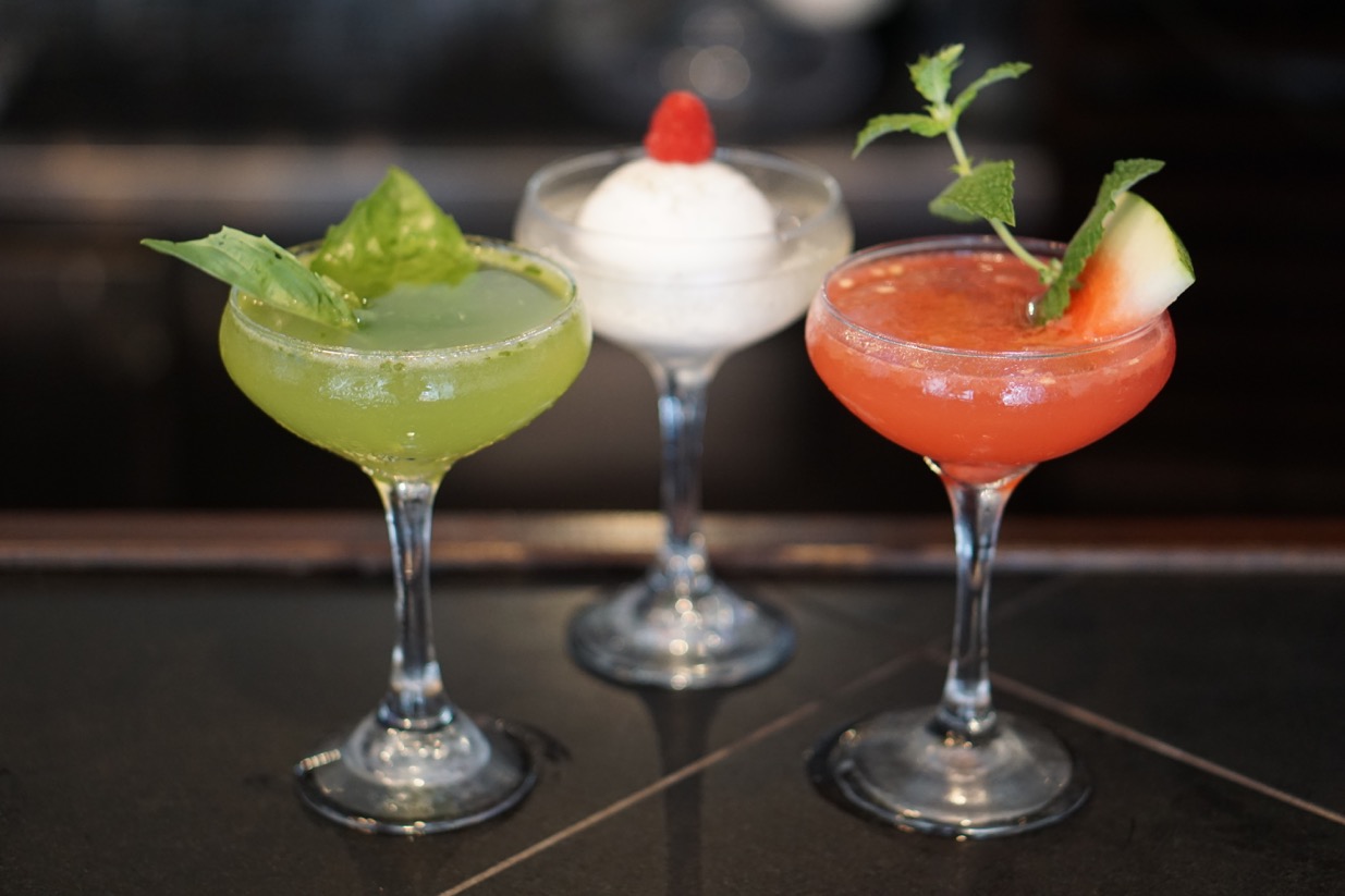 Weeknight Cocktail Specials at Manna Restaurant and Bar KDHamptons