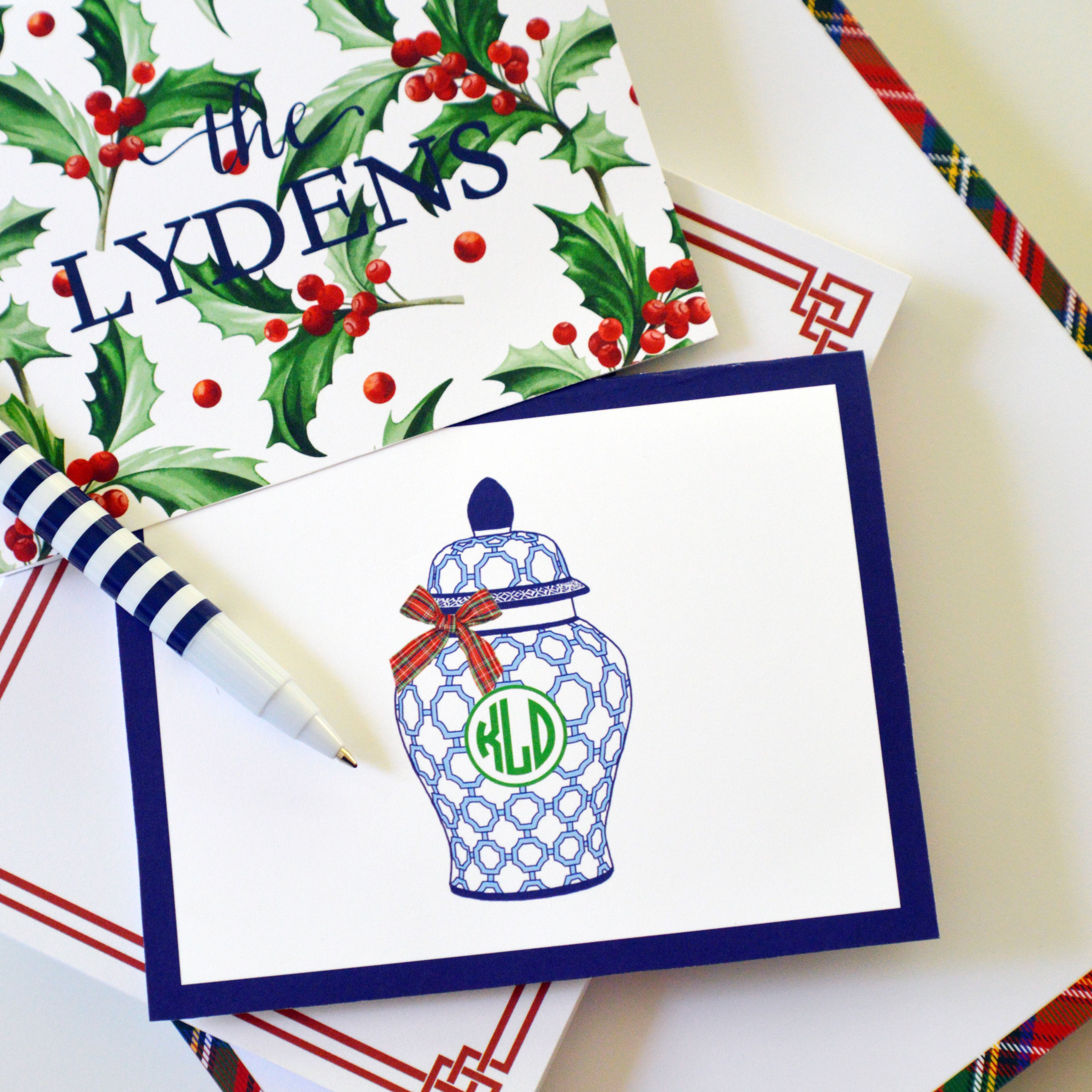 http://cdn.kdhamptons.com/wp-content/uploads/2021/10/01121405/personalized-stationery-holiday.jpeg