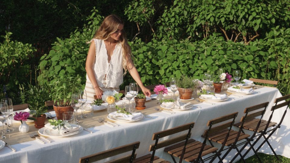 Setting-the-Table
