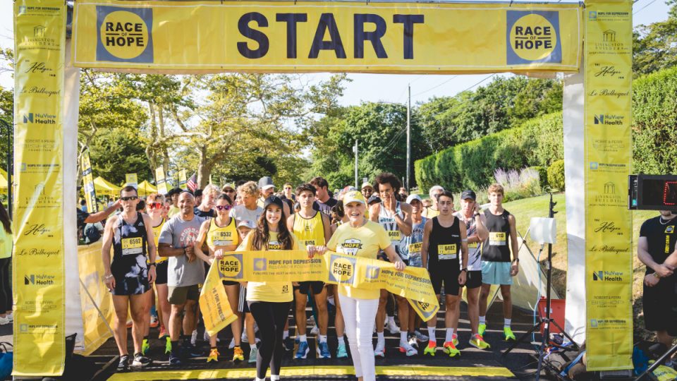 Start-Line-with-Alexa-Ray-Joel-and-Audrey-Gruss_2